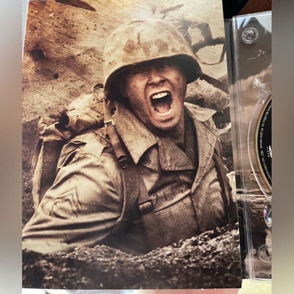 HBO Mini Series “The Pacific” 5 Discs in Collectible Metal Tin - Picture 13 of 16